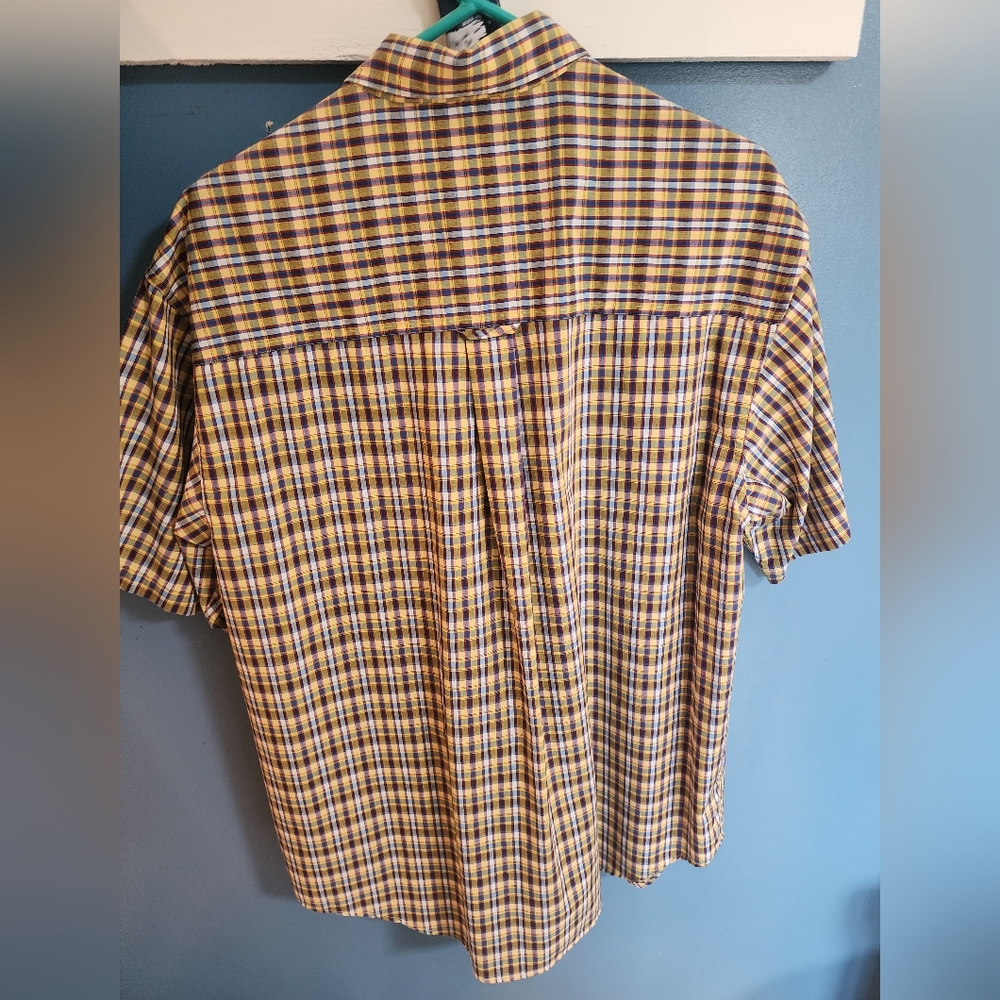 Short sleeve button up  LG